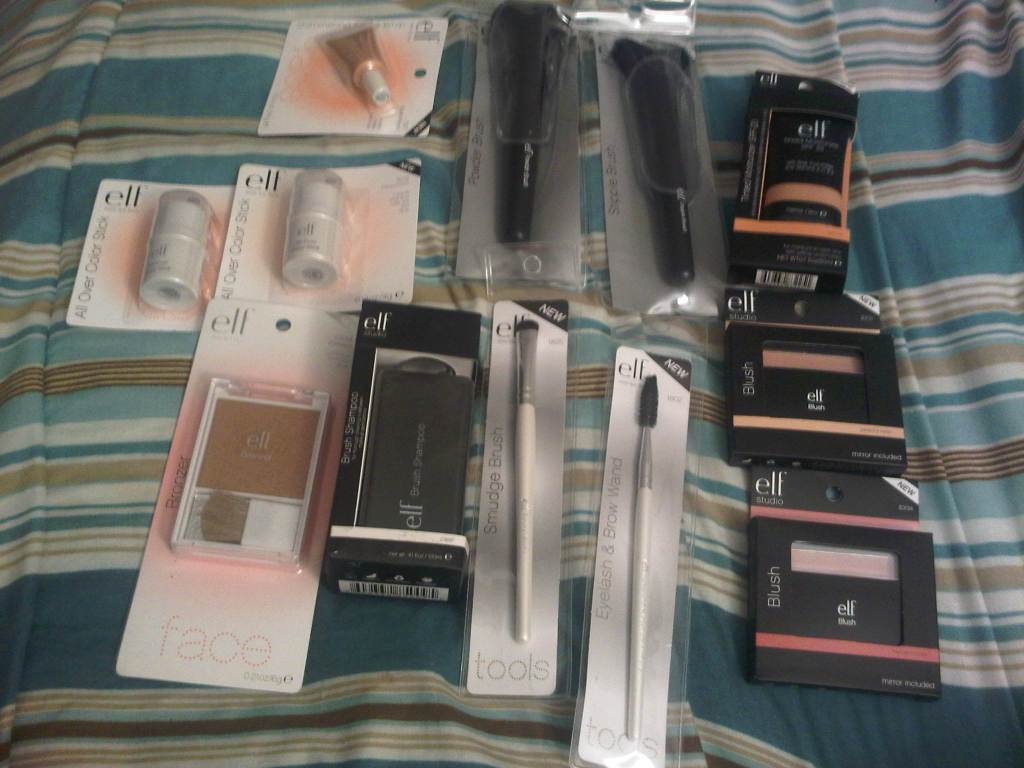 ELF Haul/ Mini Review!! + A Teenie Surprise&nbsp;:)